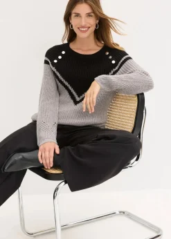 Pullover mit Knöpfen