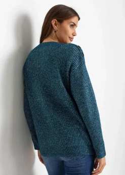Pullover mit Knöpfen