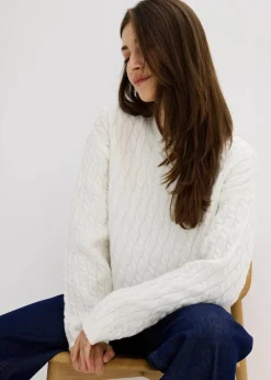 Pullover mit Zopfmuster