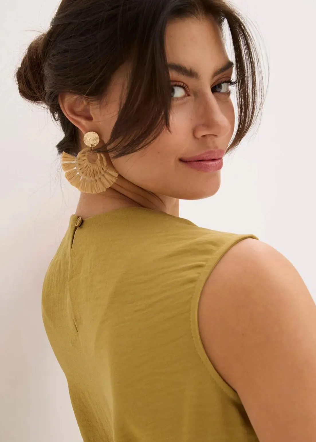 Ärmelloses Blusentop mit Knoten