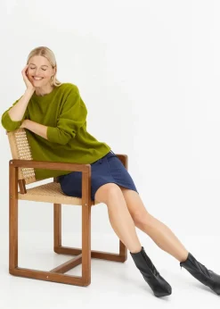 Rundhalspullover mit überschnittener Schulter