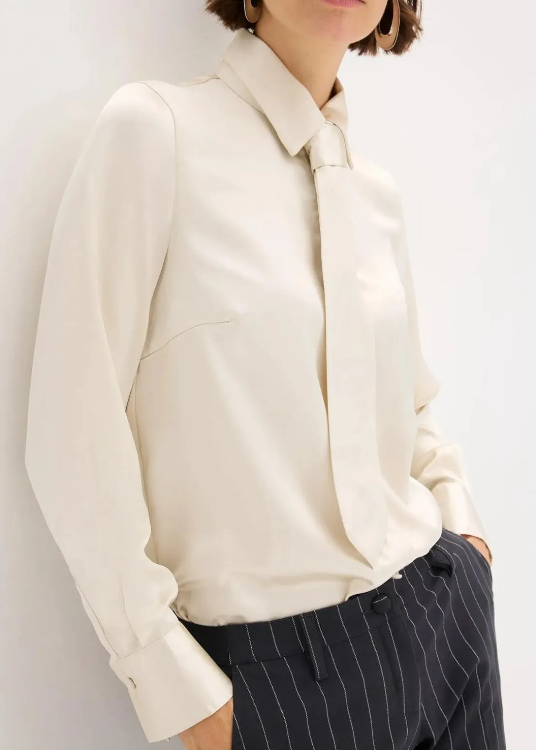 Satinbluse mit abnehmbarer Krawatte (2-tlg.)