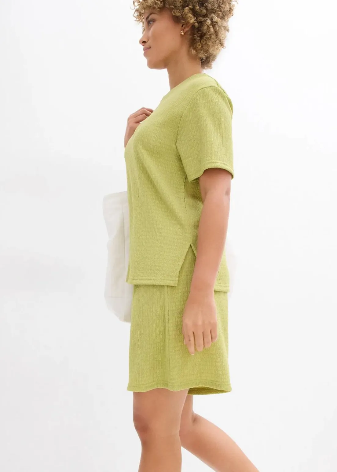 Schlupf-Shorts aus Borkencrepe