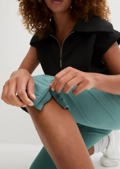 Schnelltrocknende Funktionshose in Capri-Länge