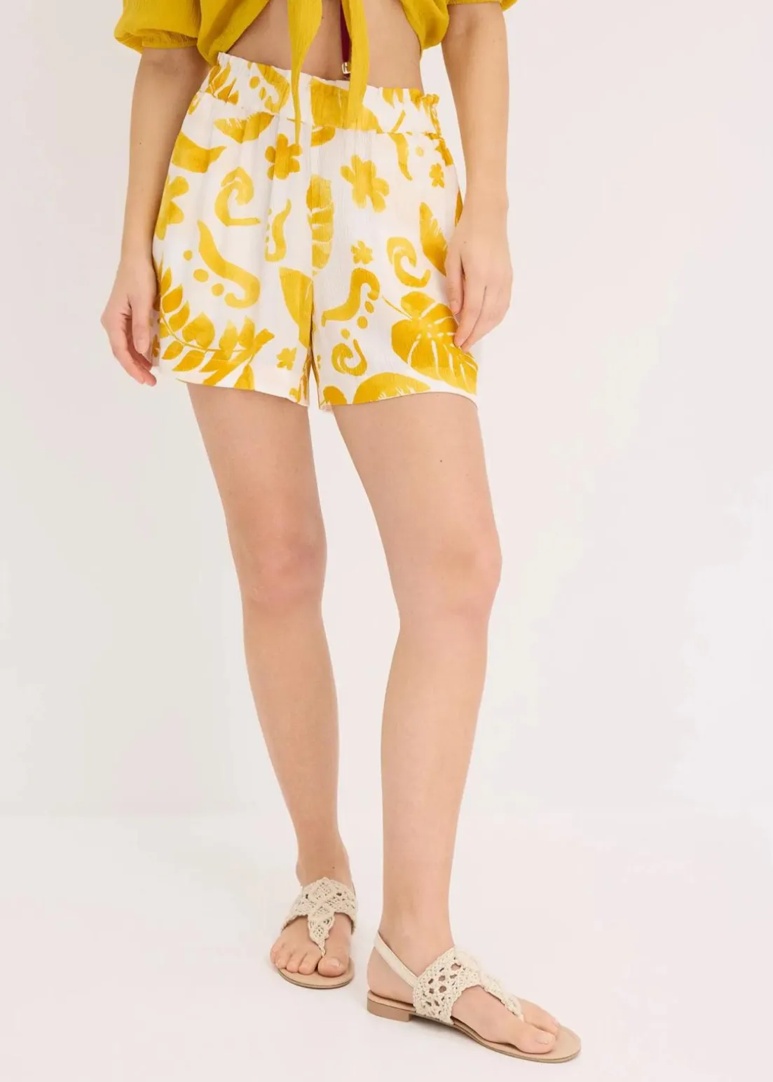 Shorts aus strukturierter Viskose