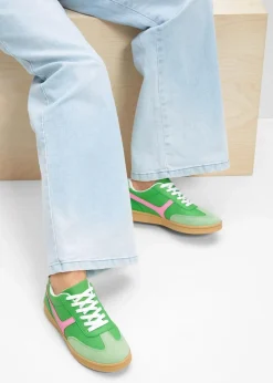 Sneaker im Retrolook