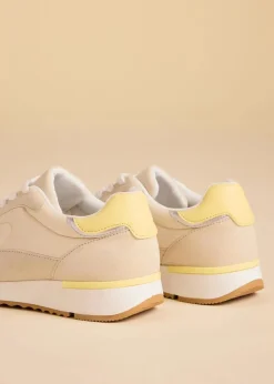 Sneaker im Retrolook