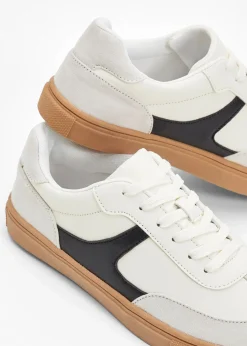 Sneaker im Retrolook