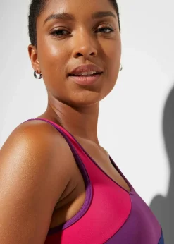 Sport-Badeanzug mit Kontrast-Einsätzen