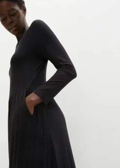 Sport-Jumpsuit aus fließender Viskose