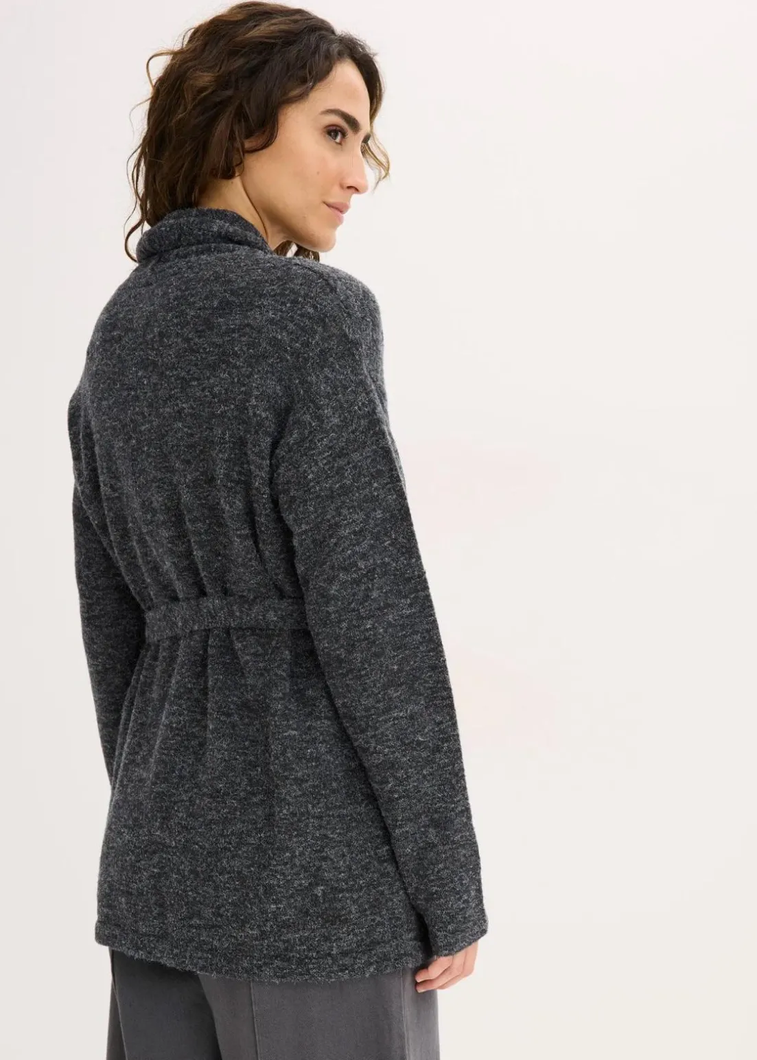 Strickjacke aus flauschigem Hairy Knit