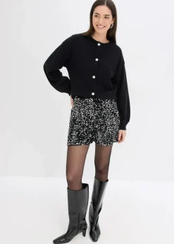 Strickjacke mit dekorativen Knöpfen