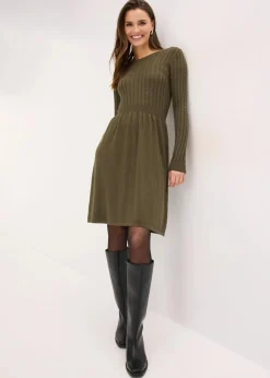 Strickkleid aus Viskose-Mix