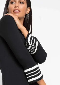 Strickkleid aus weichem Viskose- Mix