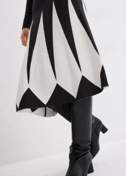 Strickkleid im Rautendesign
