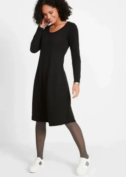 Strickkleid in ausgestellter Form