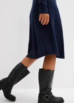 Strickkleid in ausgestellter Form