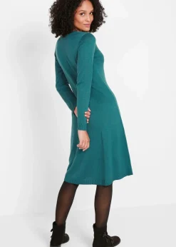 Strickkleid in ausgestellter Form