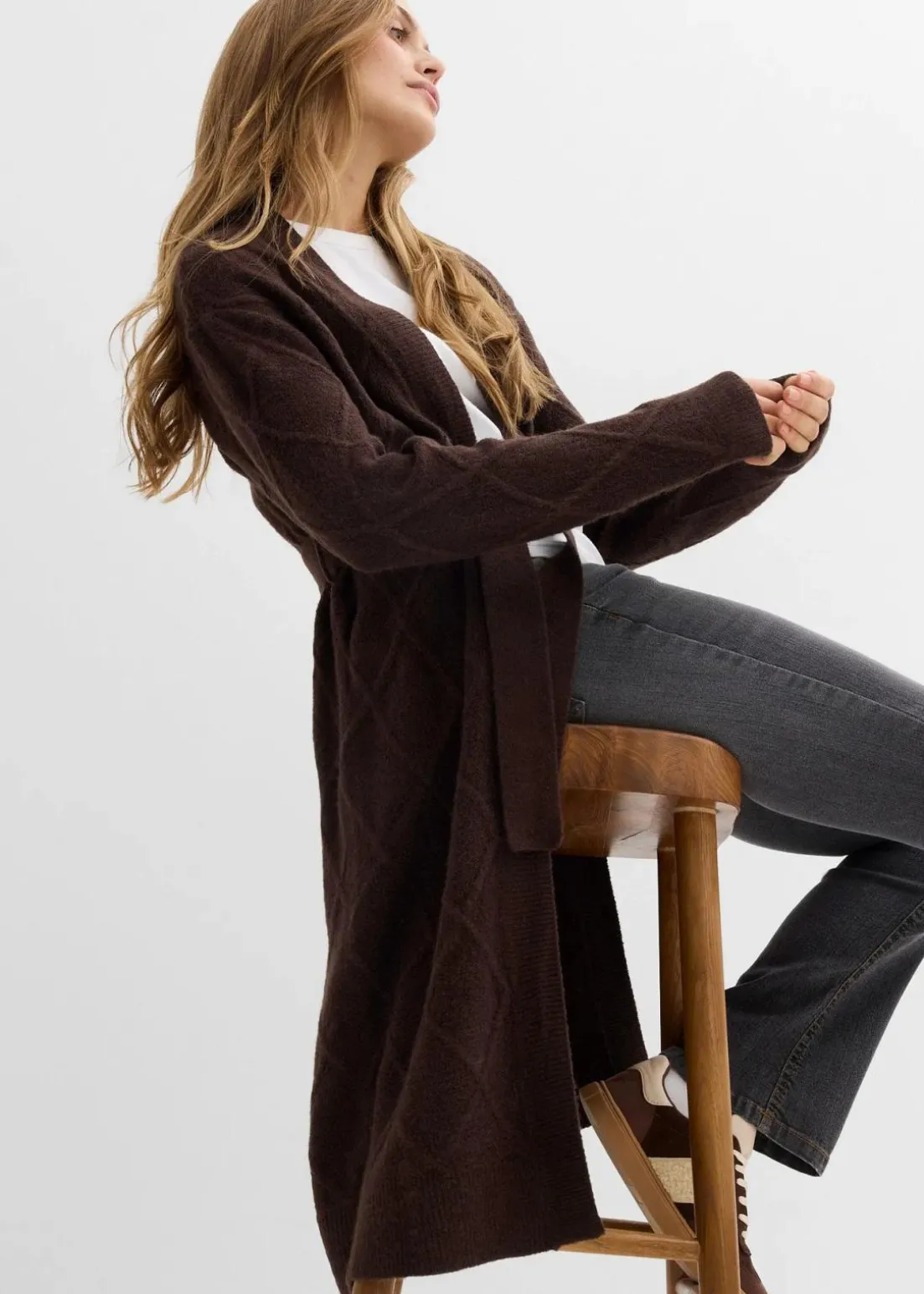 Strickmantel aus Zopfstrick