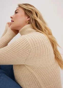 Strickpullover mit Rollkragen