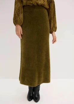 Strickrock aus flauschigem Federgarn