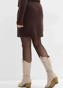 Strickrock aus Zopfstrick