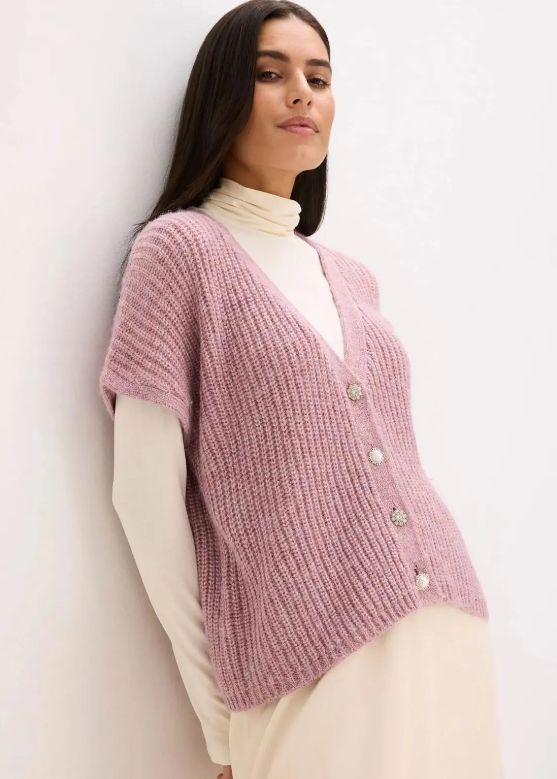 Strick-Weste mit dekorativen Knöpfen und Wollanteil