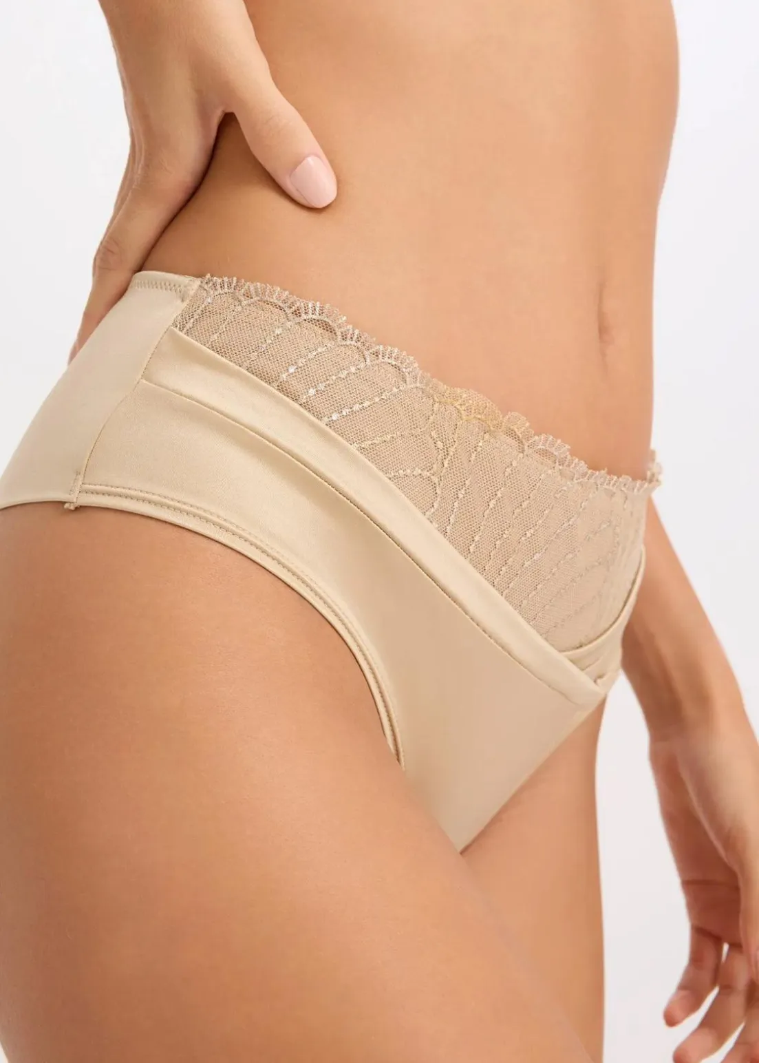 String Panty mit nahtloser Hinterhose