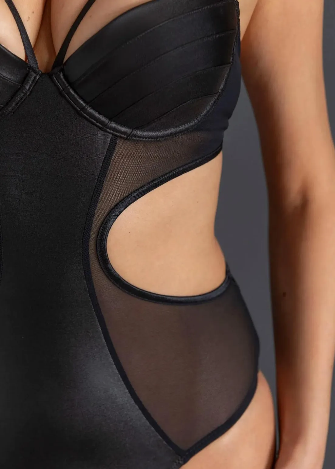 Stringbody ouvert mit Wetlook