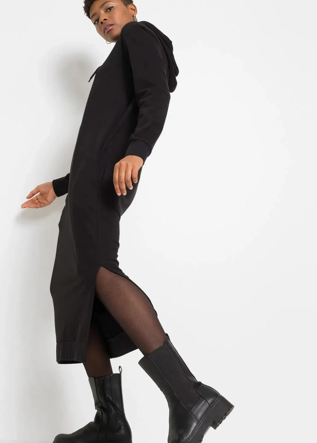 Sweatkleid mit Kapuze