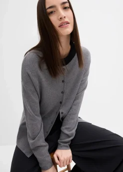 Taillierte Strickjacke aus Viskose-Mix