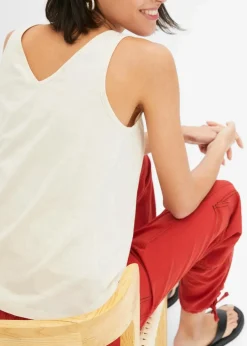 Top aus reiner Bio-Baumwolle