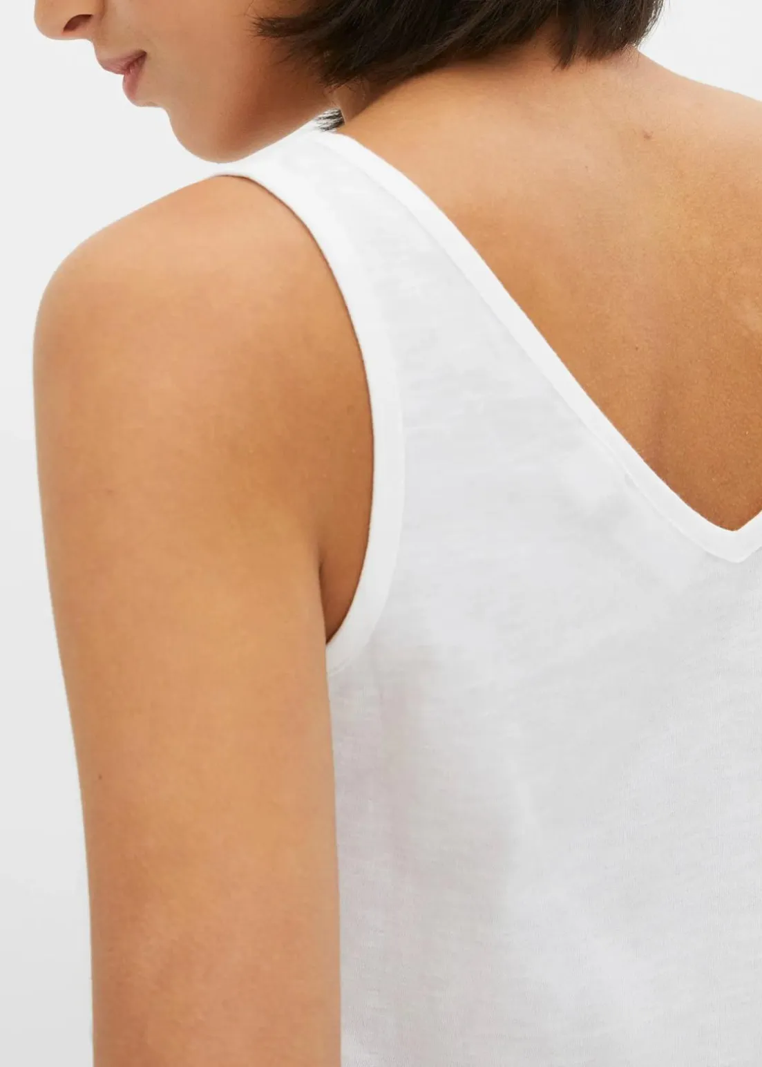 Top aus reiner Bio-Baumwolle