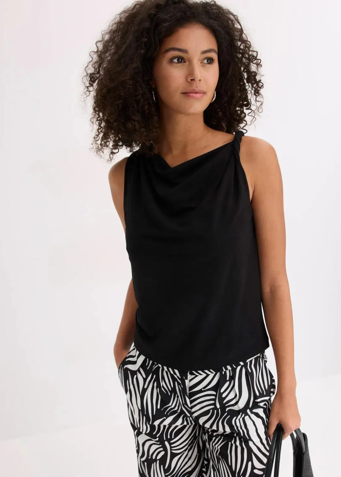 Top mit Twist-Detail