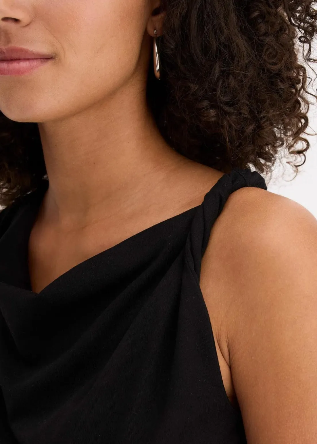 Top mit Twist-Detail