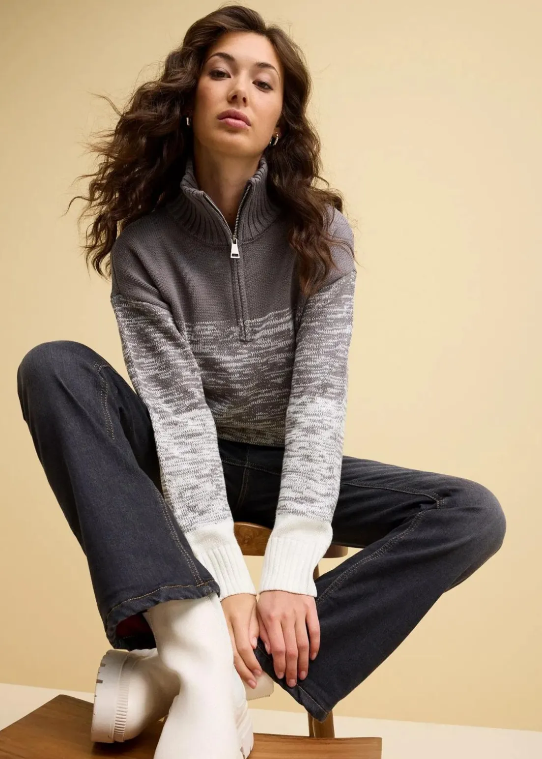 Troyer mit Farbverlauf