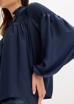 Tunikabluse aus glänzendem Satin mit Biesen