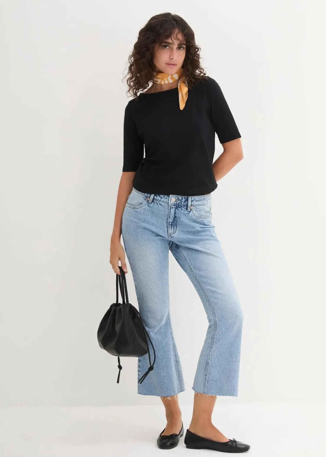 U-Boot-Ausschnitt-Shirt