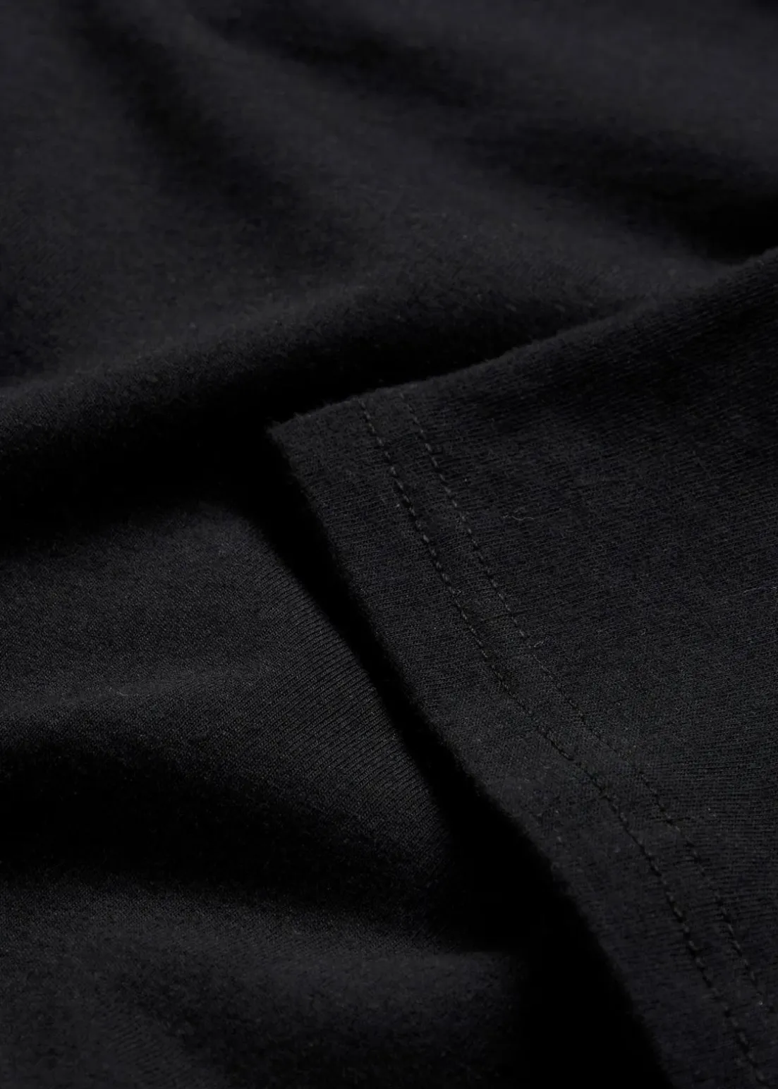 U-Boot-Ausschnitt-Shirt