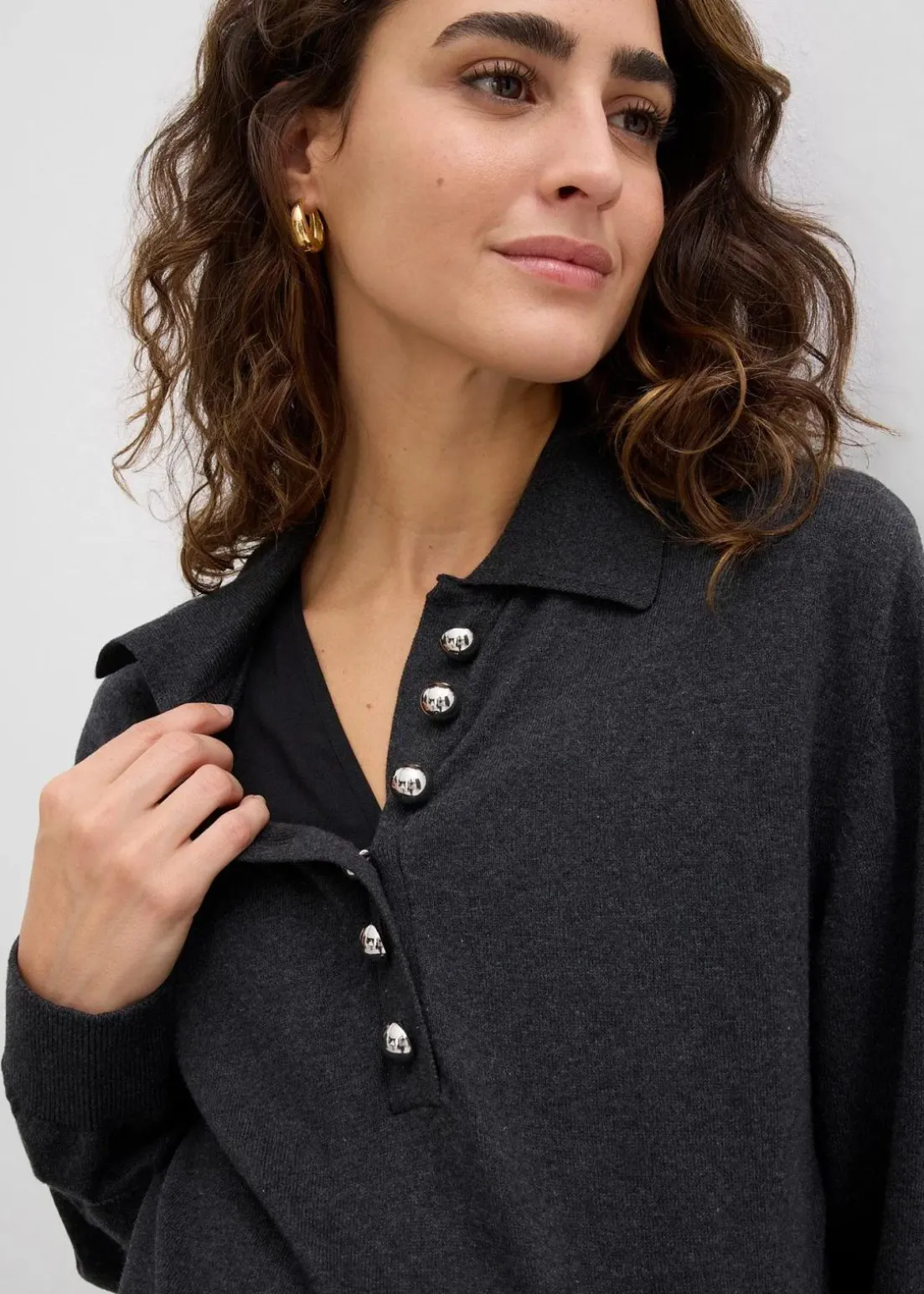 Umstands- und Stillkleid aus feingestrickter Bio-Baumwolle