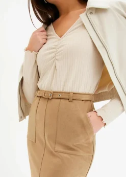 Velourlederimitat-Rock mit Gürtel