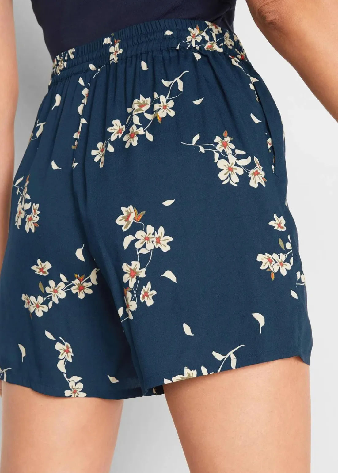 Viskose-Shorts mit Bindegürtel (2er Pack)