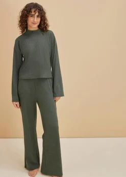 Weit geschnittener Loungewear Hausanzug aus weicher Rippe