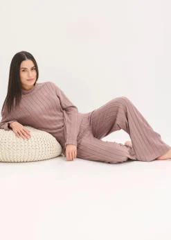 Weit geschnittener Loungewear Hausanzug aus weicher Rippe