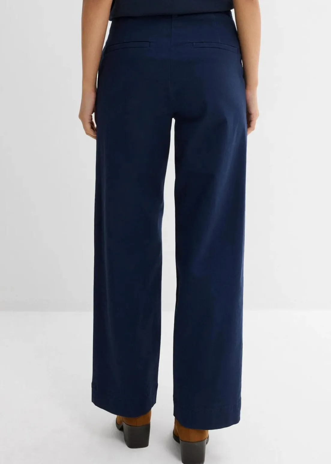 Weite 7/8 Hose aus elastischem Bio-Baumwoll-Mix