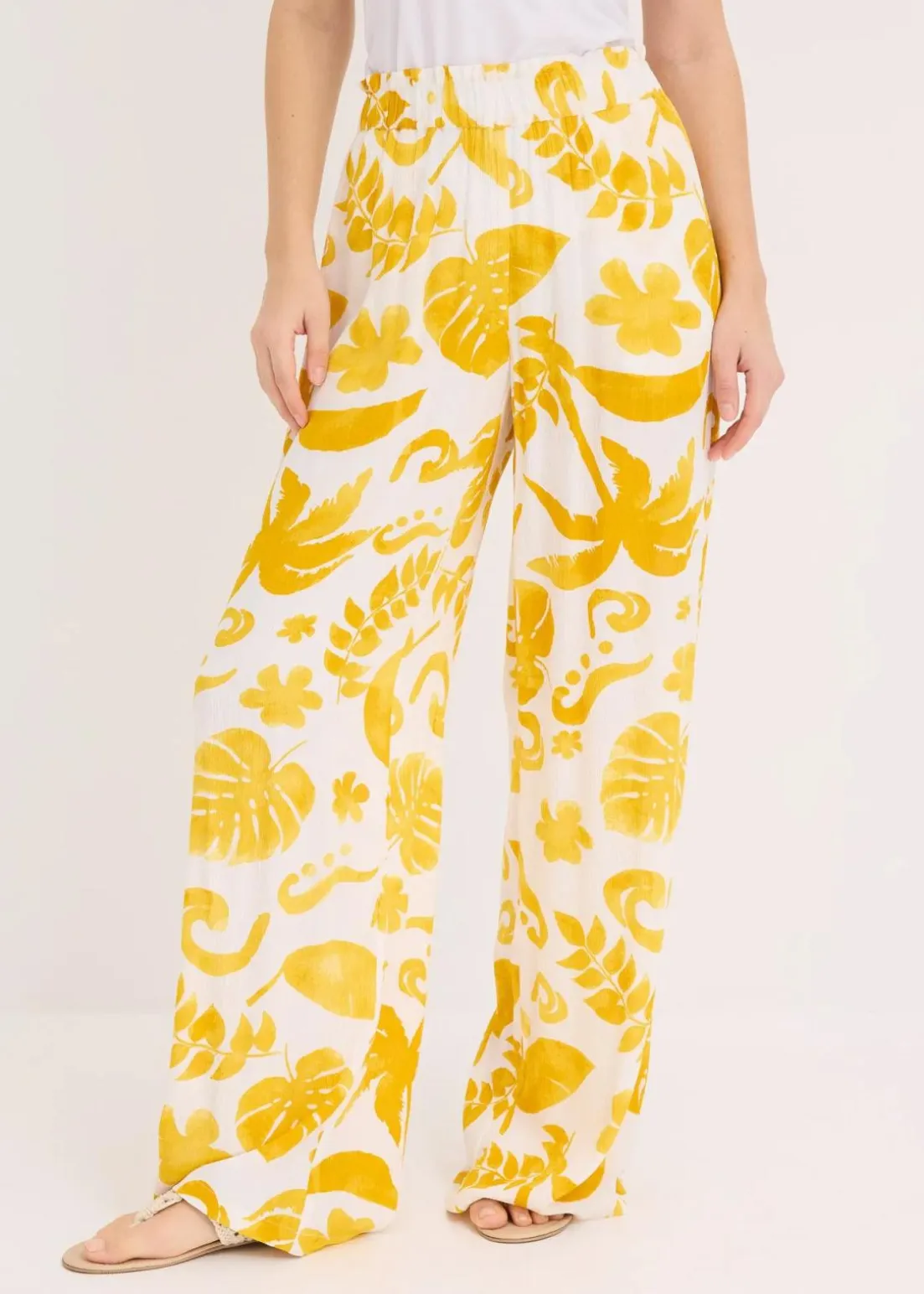 Weite Hose aus strukturierter Viskose