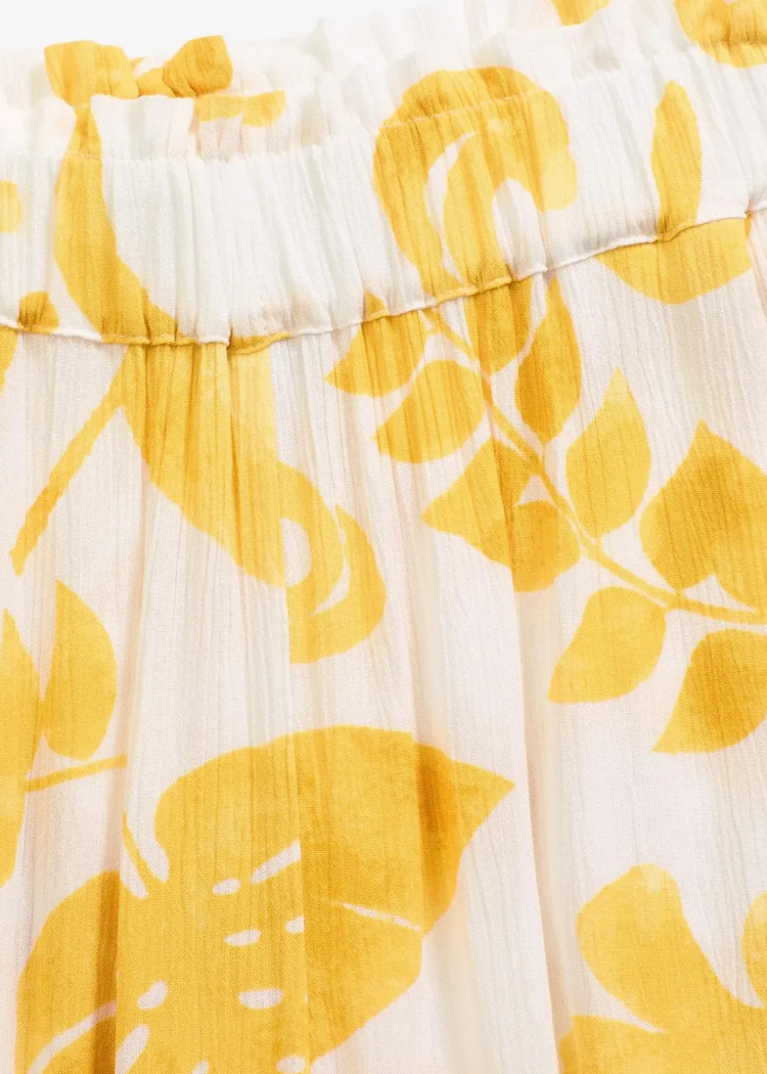 Weite Hose aus strukturierter Viskose