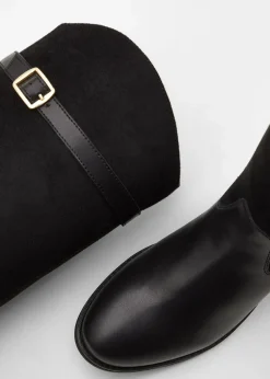 Weitschaftstiefel mit Schnalle