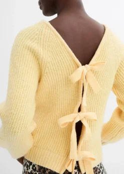 Wendestrickjacke mit Schleifen