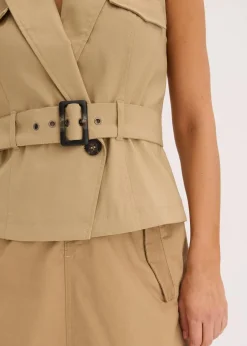 Weste mit Gürtel